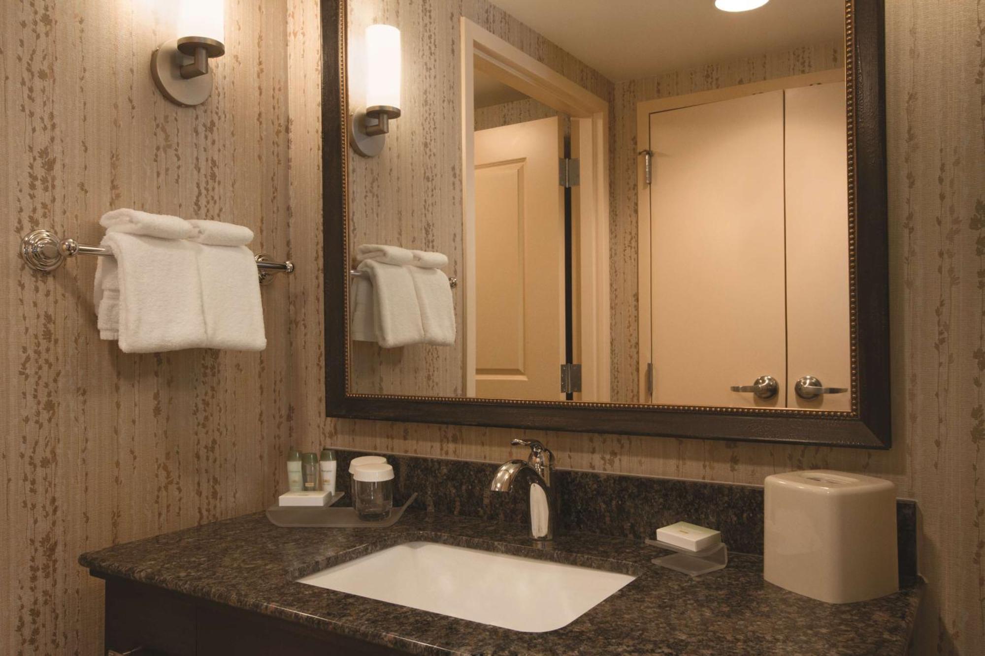 Homewood By Hilton City-bricktown 3*