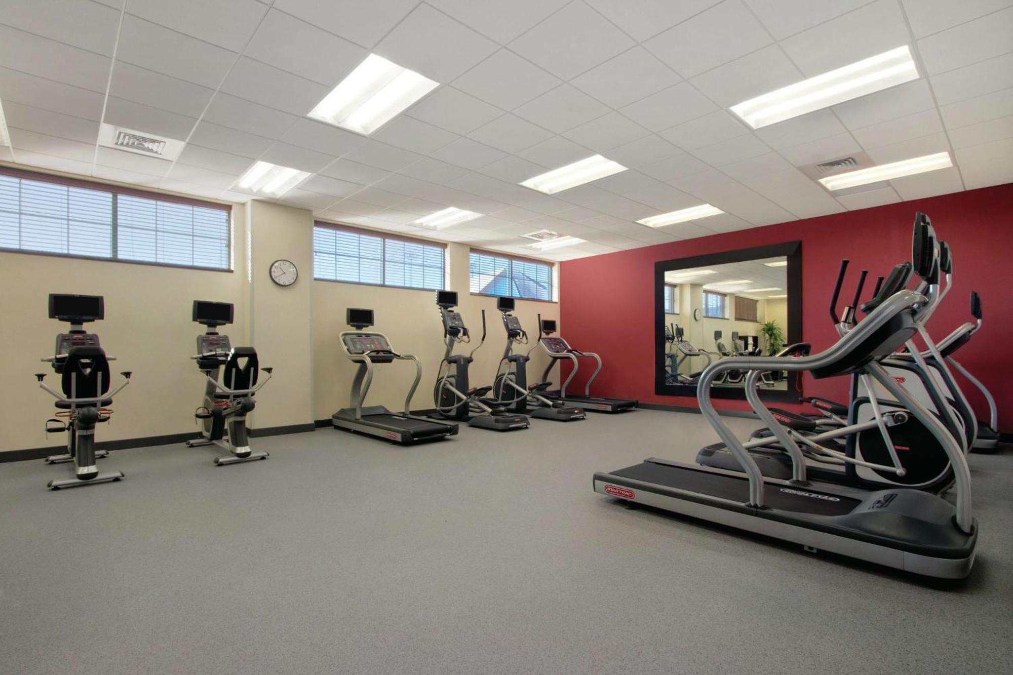 Hotel Homewood By Hilton City-bricktown